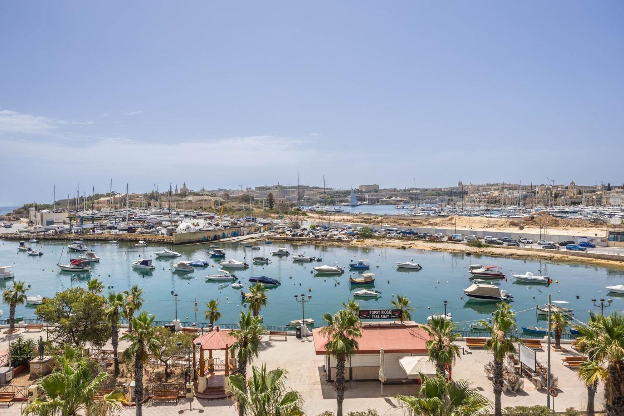 New Duplex Penthouse W Breathtaking Views By Sf Homes Gzira Exterior photo